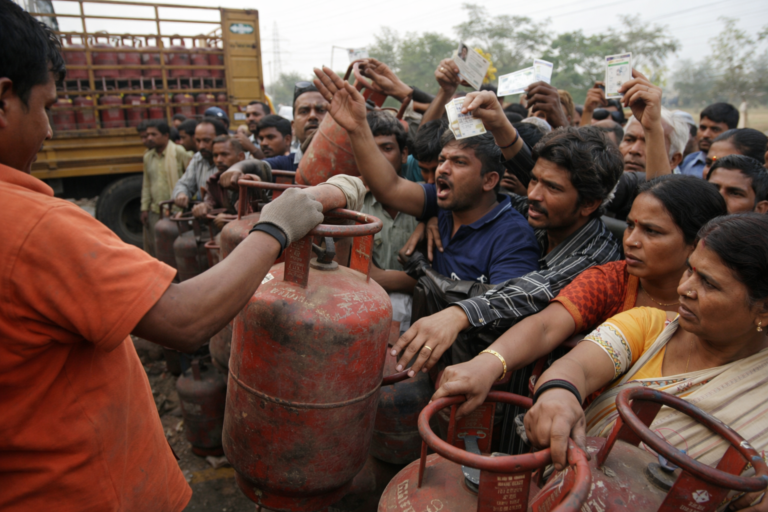 LPG cylinder new rules 2026 India OTP mandatory delivery 96 hours deadline