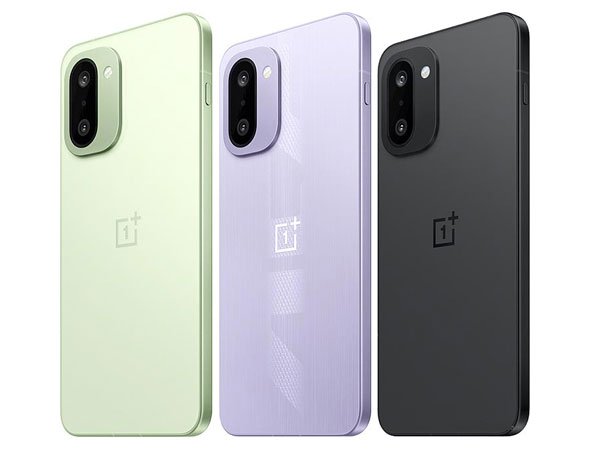 OnePlus 15T smartphone design with display, camera and expected price details in India 2026